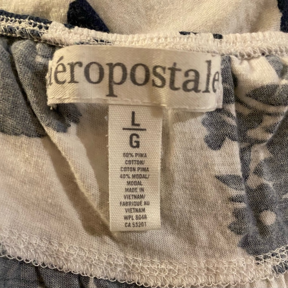 Aeropostale White and Navy Floral Cami Top - Picture 2 of 5